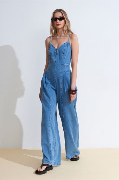 Wide-Leg Denim Jumpsuit - Image 4