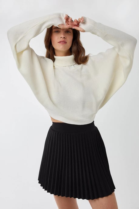 Relaxed Fit Turtleneck Sweater - Image 1