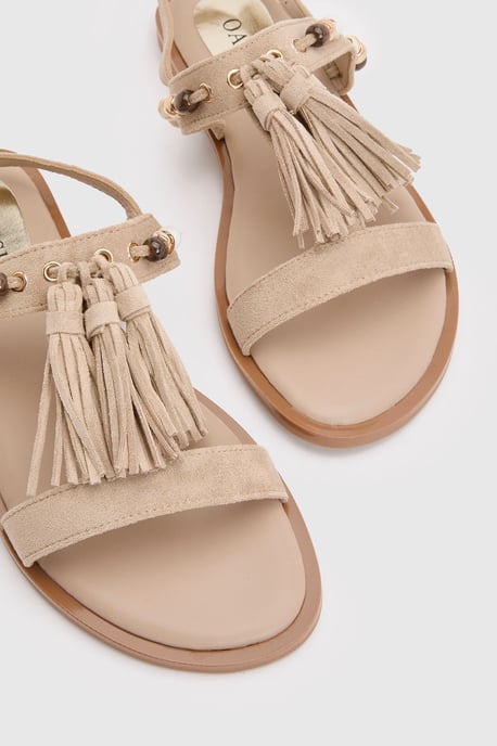 Tabi Faux Sued Tassel Trim Flat Sandals - Image 5