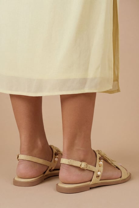 Tabi Faux Sued Tassel Trim Flat Sandals - Image 2