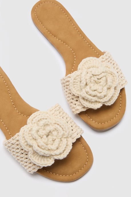 Crochet Flower Strap Sliders - Image 5
