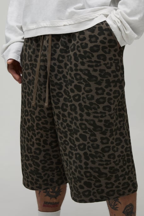 Leopard Printed Washed Jersey Bermuda Jort - Image 3