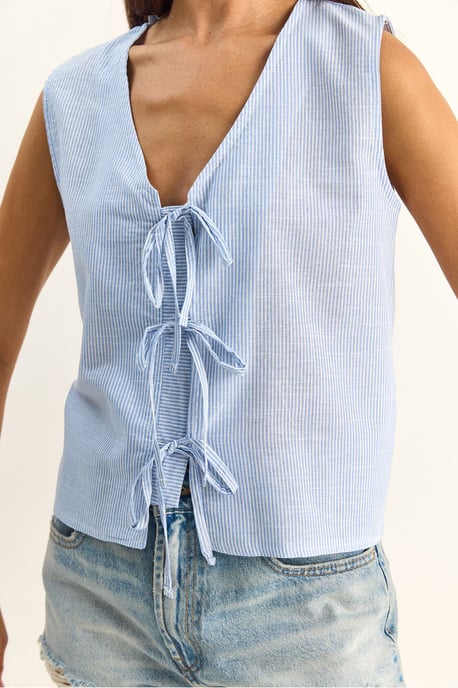 Gestreepte V-hals Blouse met Strikdetail - Image 5