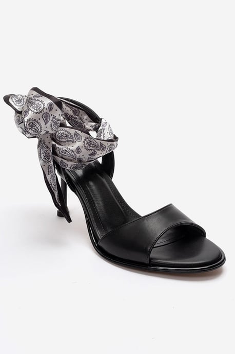Marena Stilettopump (Dam) - Image 3