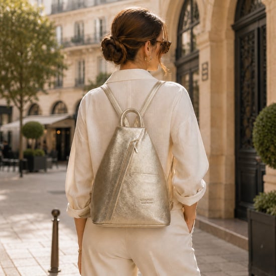 Women’s Italian Leather Convertible Backpack Vera Pelle Anti-Theft Rucksack in Gold - Image 2