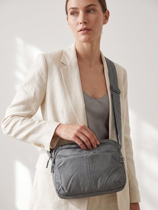 GIAN MARCO VENTURI Crossbody Bag Women - Image 4