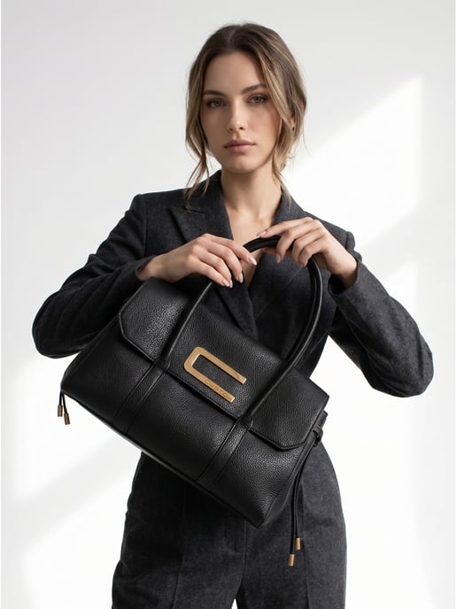 Custo Barcelona Handtas Women - Image 5