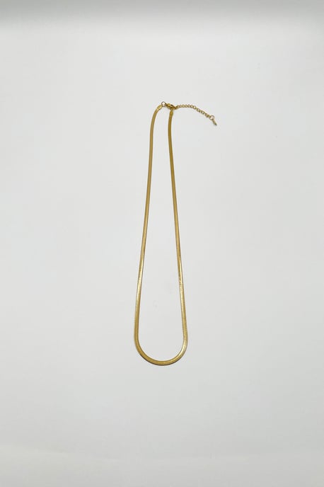 Slim Snake Chain Necklace in Gold - Image 4