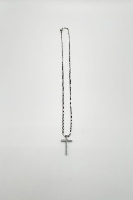 Cross Pendant Necklace in Silver - Image 4
