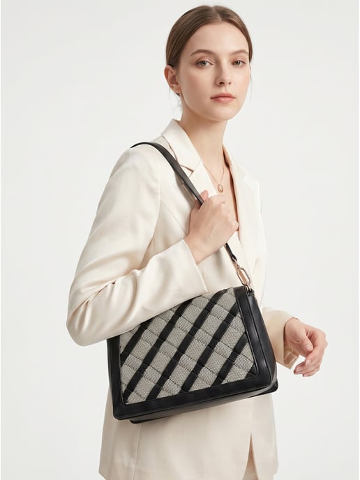 Kassandra Schoudertas Women - Image 5