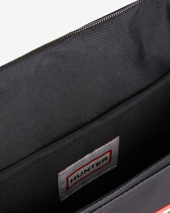 Cullen Logo Detail Tote Bag in Black - Image 4