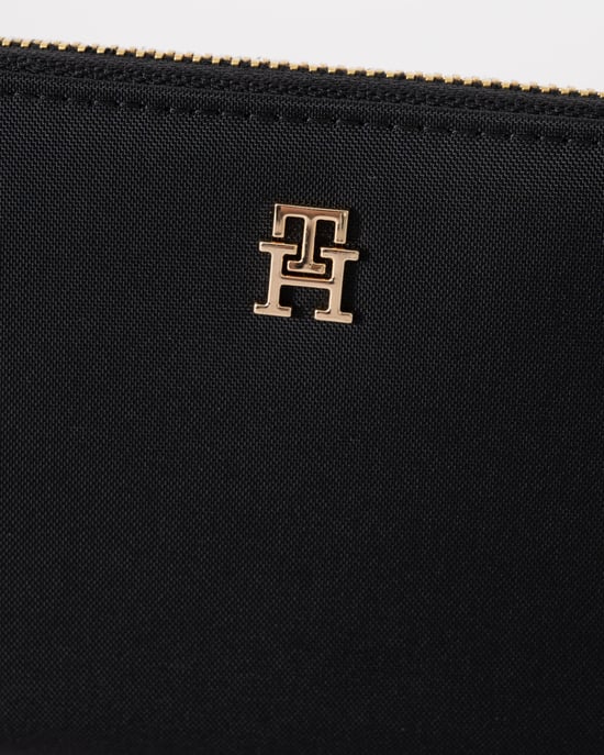 Popette Large Zip Bag in Black - Image 5