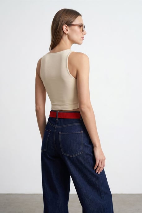 Ribbed Sleeveless Crop Blouse - Image 2