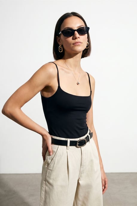 Slim Fit Fyrkantig Halsringning Ärmlös Blus - Image 1