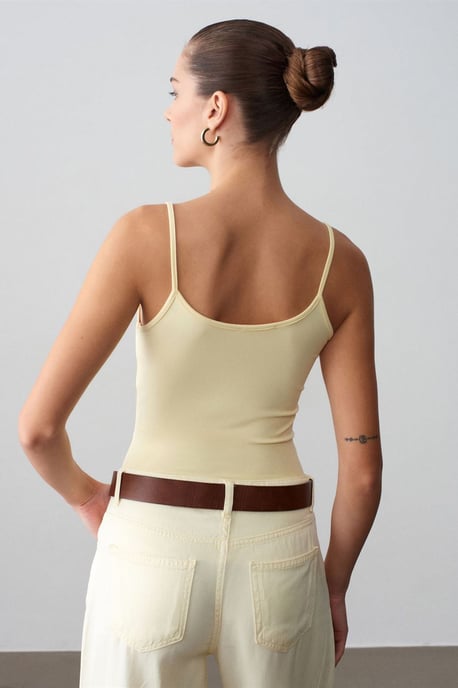 Slim Fit Mouwloze Cami Blouse - Image 2