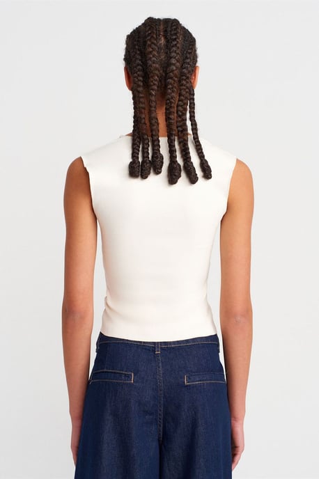Getailleerde Mouwloze Korte Blouse met Vierkante Hals - Image 2