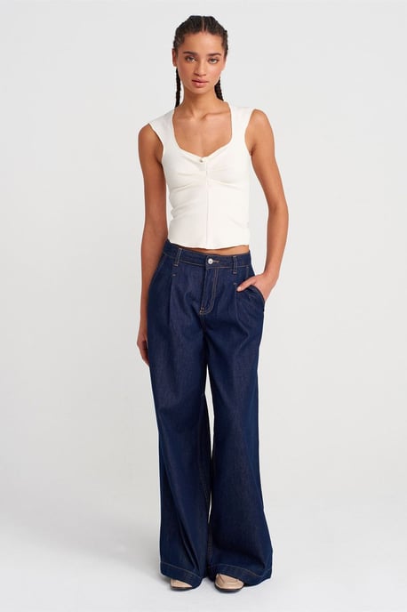 Getailleerde Mouwloze Korte Blouse met Vierkante Hals - Image 4