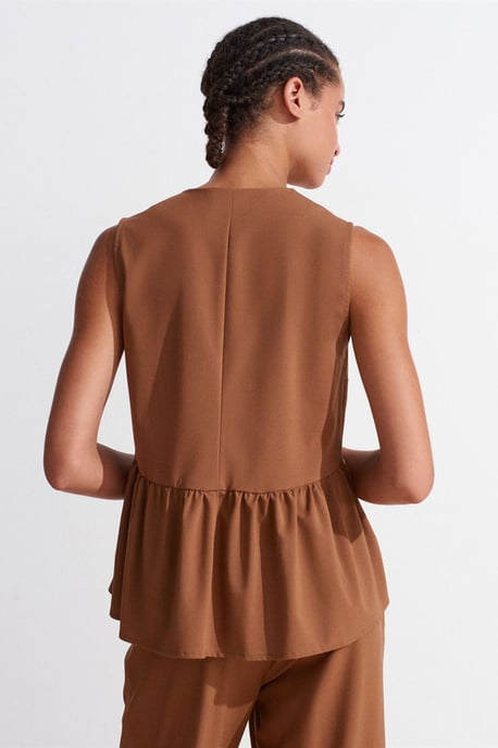 Sleeveless Crepe V-Neck Button Blouse - Image 2
