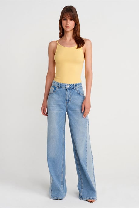 Ribbed Sleeveless Slim Fit Blouse - Image 4
