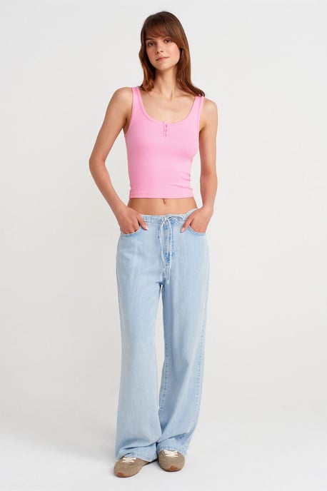 Slim Fit Crop Cami Blouse - Image 4