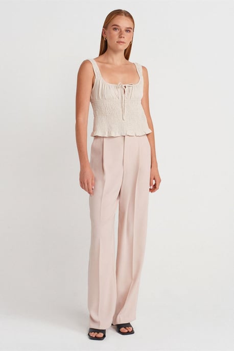 Fitted Crop Sleeveless Tie-Front Blouse - Image 4