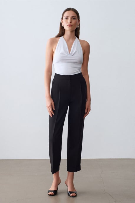 Mouwloze Blouse met Kraag en Strik - Image 3