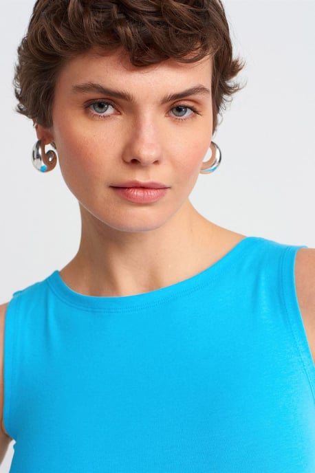 Mouwloze Slim-Fit Bootnek Blouse - Image 4