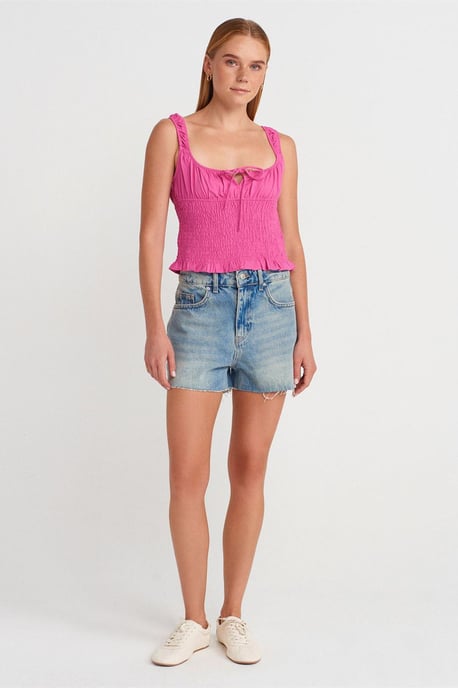 Fitted Crop Sleeveless Tie-Front Blouse - Image 4