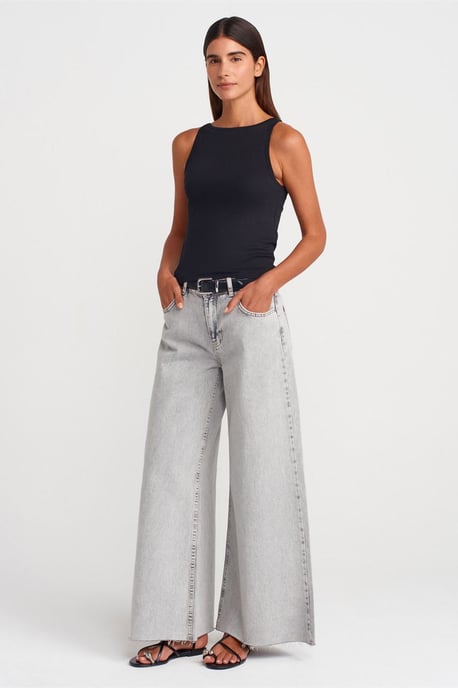 Ribbad Halterneck Slim-Fit Blus - Image 4