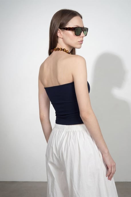 Dames Strapless Crop Bandeau Top - Image 2