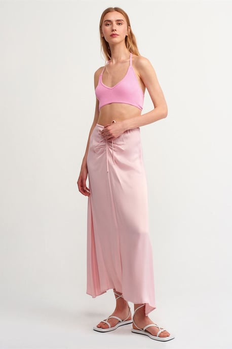 Tajtat Ribbat Halterneck Crop Blus med Knutdetalj - Image 2