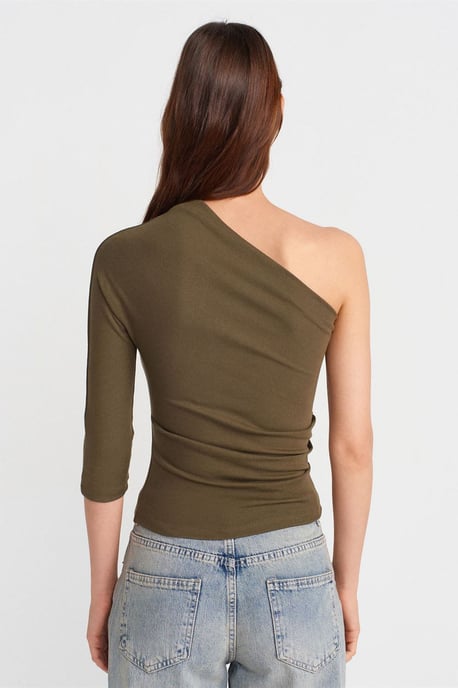 Off-shoulder Cut-out Slim-fit Blouse - Image 2