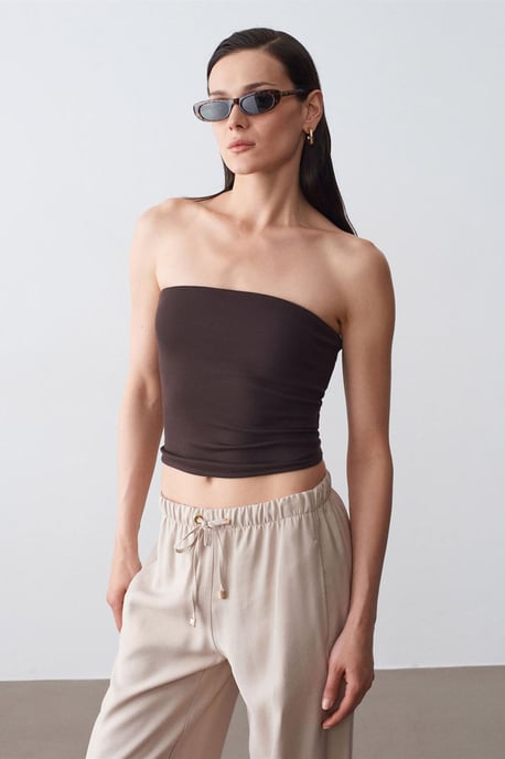 Dames Strapless Crop Bandeau Top - Image 3