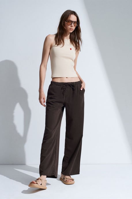 Geborduurde Mouwloze Slim-Fit Jersey Blouse - Image 4