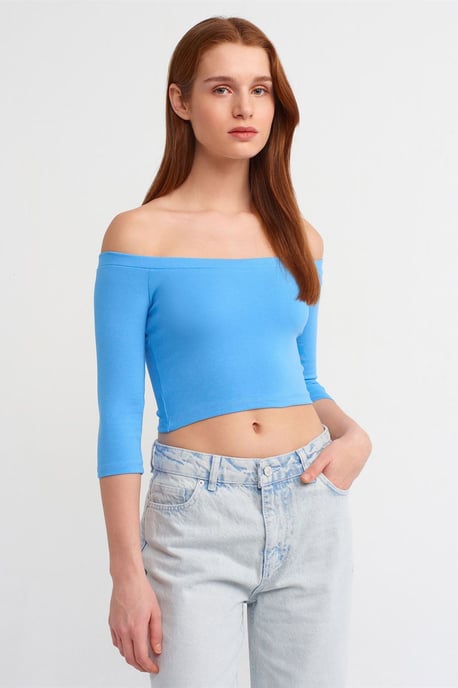 Women’s Off-shoulder Crop Blouse - Image 3