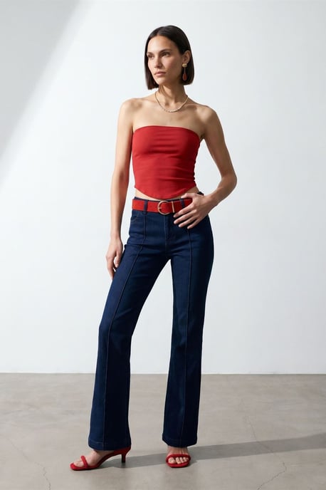 Dames Strapless Crop Bandeau Top - Image 4