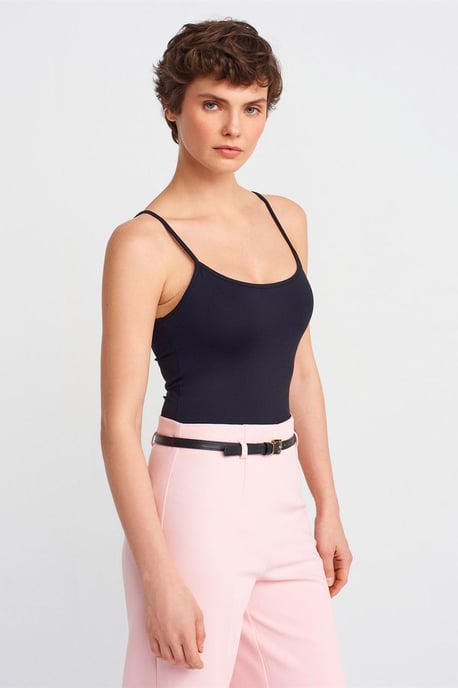 Slim Fit Mouwloze Cami Blouse - Image 1