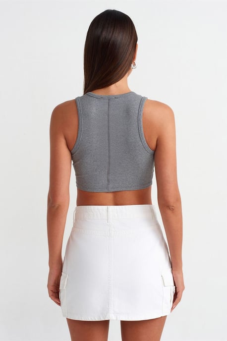 Kvinnors ribbad ärmlös crop top - Image 2