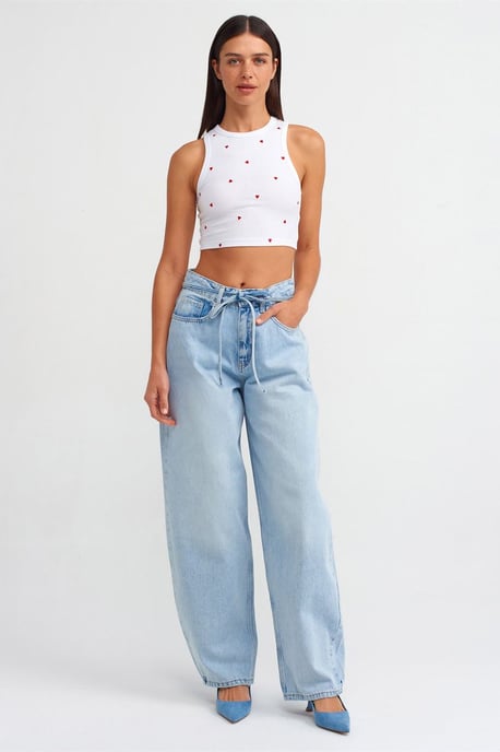 Kvinnors Ribbad Hjärtbroderad Crop Top - Image 4