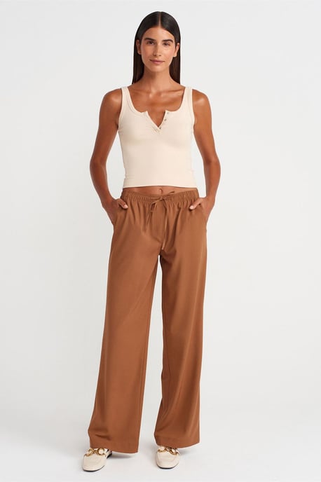 Ribbed Crop Cami Blouse - Image 4