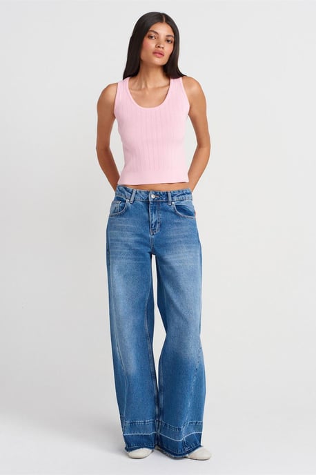Ribbed Sleeveless Slim-fit Blouse - Image 4