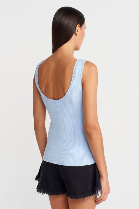 Ribbed Sleeveless Boat Neck Blouse - Image 2