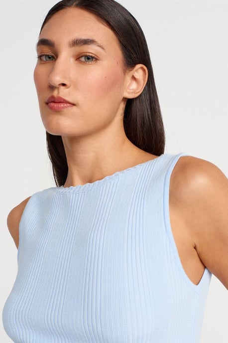 Ribbed Sleeveless Boat Neck Blouse - Image 3