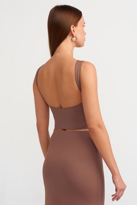 Women's Sleeveless Cut-Out Crop Blouse - Image 2