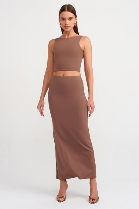 Women's Sleeveless Cut-Out Crop Blouse - Image 3