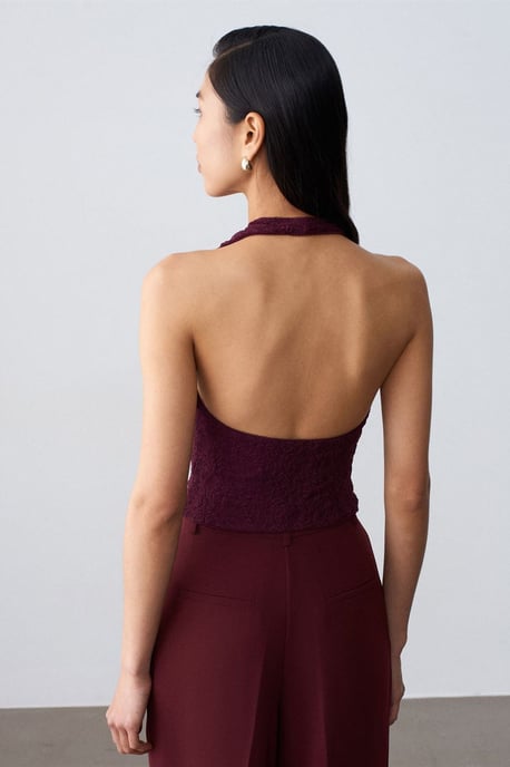 Dames Kant Halter Crop Blouse - Image 2