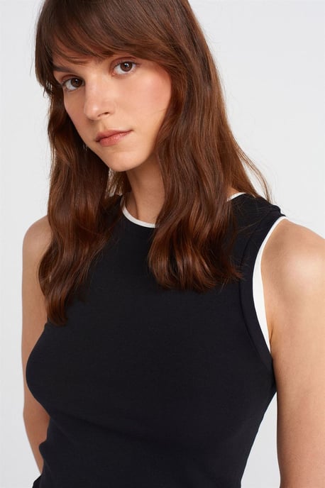 Sleeveless Ribbed Cotton Blouse - Image 3