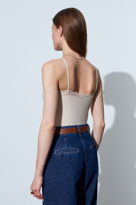 Slim Fit Sleeveless V-Neck Cami Blouse - Image 2