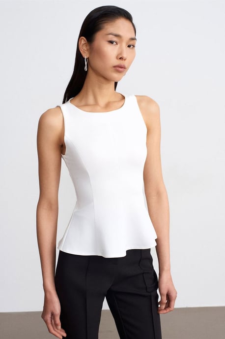 Fitted Mouwloze Crepe Peplum Blouse - Image 3
