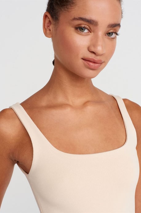 Ribbed Square-neck Sleeveless Blouse - Image 3